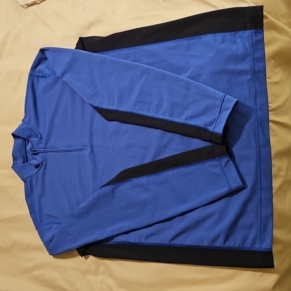 Land's End 1/4 Zip Athletic Top  Size: Large - Picture 7 of 7